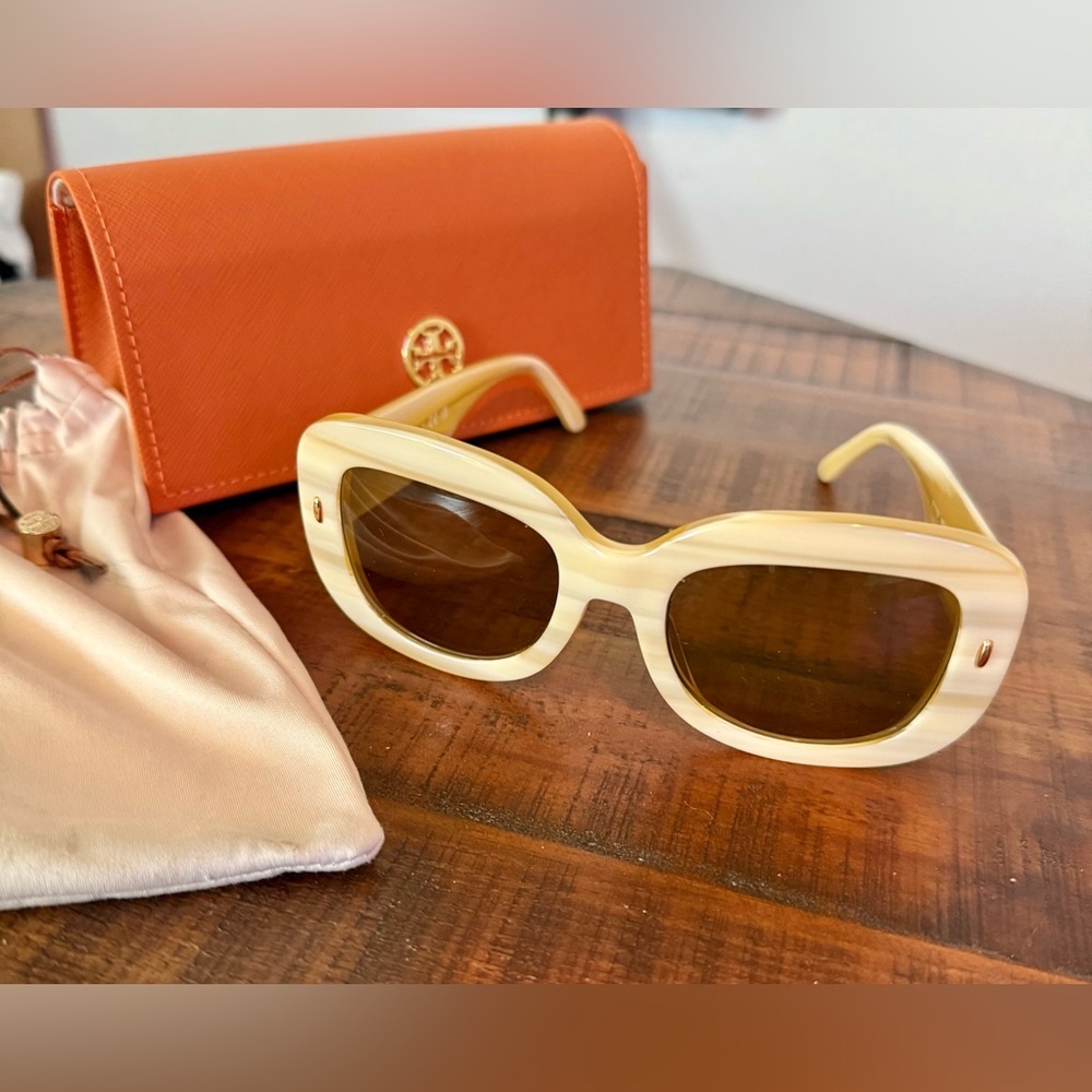 Tory Burch Cream White Sunglasses